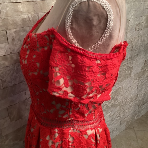 Francesca’s Beverly Off The Shoulder Lace Dress (NWT) - Picture 6 of 14